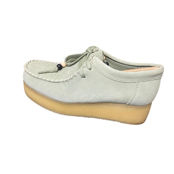CLARKS WALLACRAFT LO  PALE GREEN SIZE WOMEN 6.5 - Picture 1 of 7